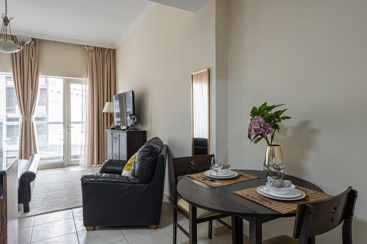 Higuests - Spacious Studio With City Views Near Dubai Mall エクステリア 写真