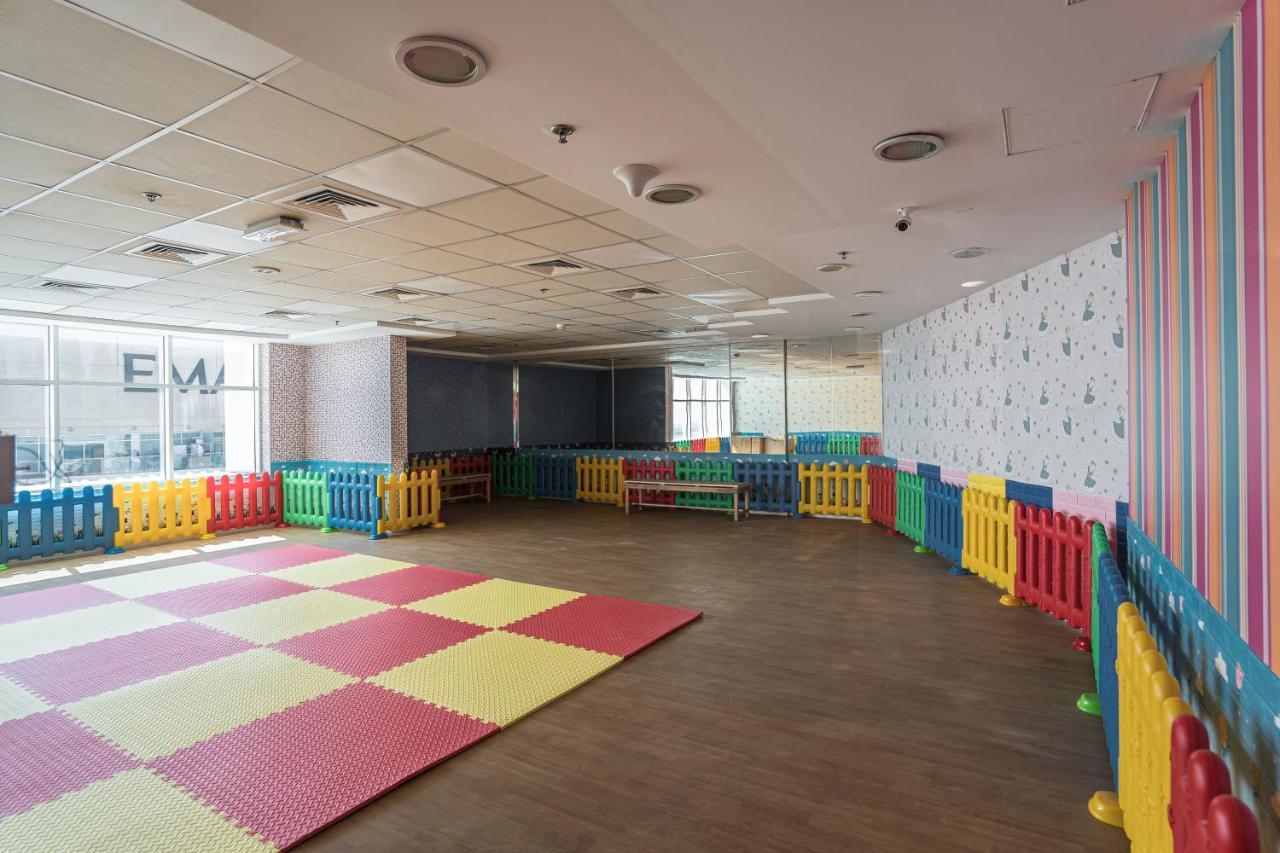 Higuests - Spacious Studio With City Views Near Dubai Mall エクステリア 写真